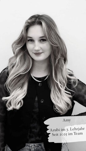 Friseurmeisterin Amy vom Salon Beauty Bar