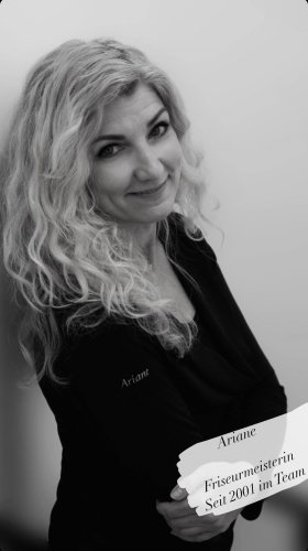 Friseurmeisterin Ariane vom Salon Beauty Bar